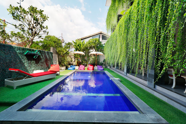 Vansari Hotel Pool New